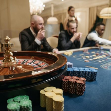 Tietopalveluiden rooli nettikasinon urheiluvedonlyönnissä